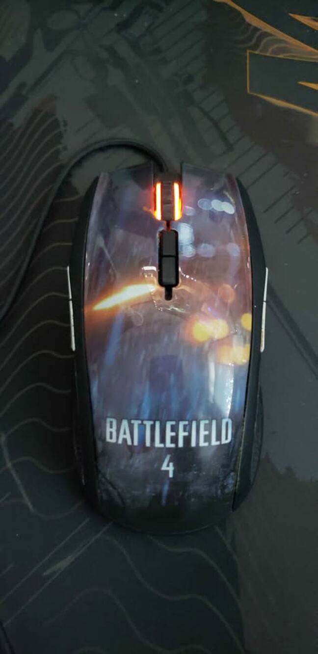 Battlefield 4 Razer Taipain gaming mouse